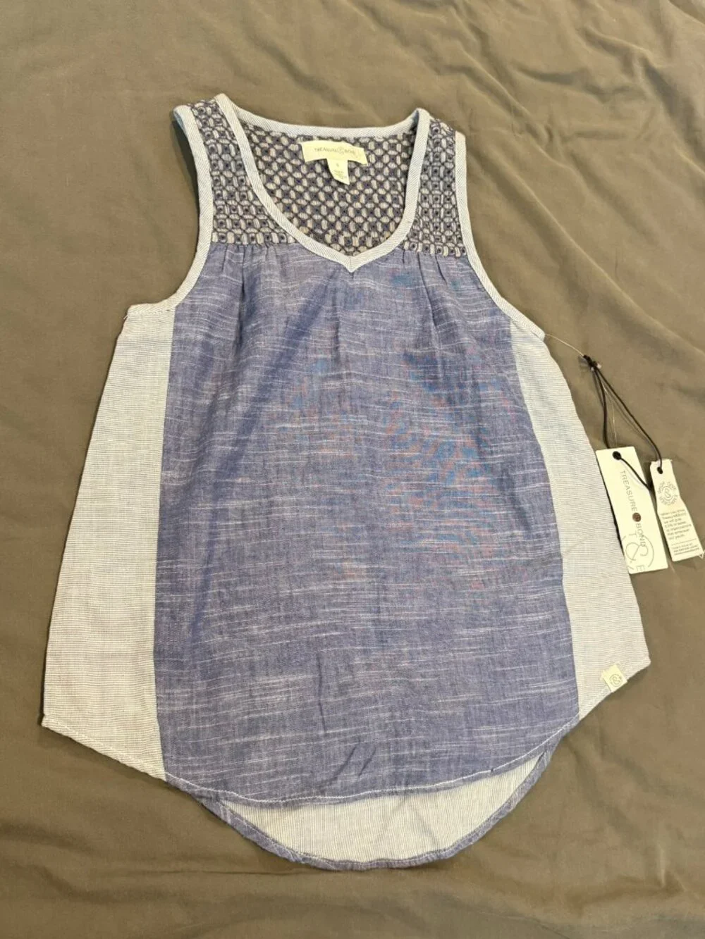 NWT Treasure & Bond Blue Chambray Embroidered Eyelet Tank Top Nordstrom Size S - Picture 1 of 7
